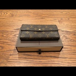 Louis Vuitton Sara continental wallet